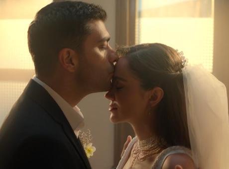 Haysiyet’te Simay ile Mehmet nikah masasında